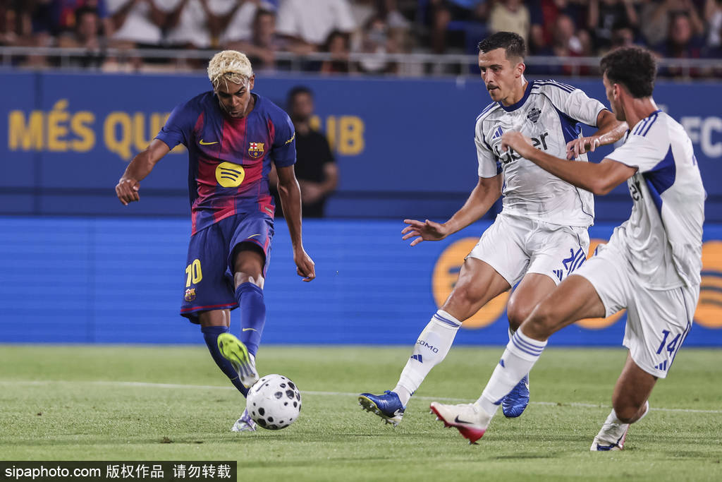 巴萨惊险平局，拉明·亚马尔闪耀西甲赛场！